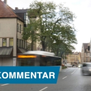 Müssen sich Busse und Autos hier künftig eine Spur teilen? Die Erlanger Straße in Bayreuth. Foto: Jennifer Burgmayr
