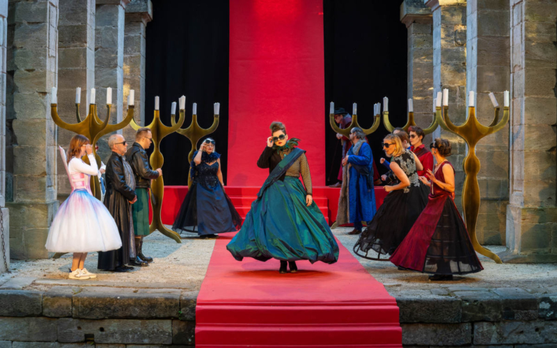 Studiobühne Bayreuth präsentiert 'Romeo und Julia' mit neuem Flair. Foto: Thomas Eberlein