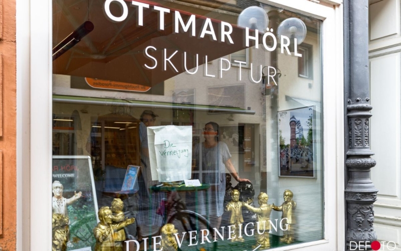 Der Hörl-Shop in Bayreuth verkauft nur während der Festspielzeit die offiziellen Wagner-Figuren ©Bayreuther Tagblatt