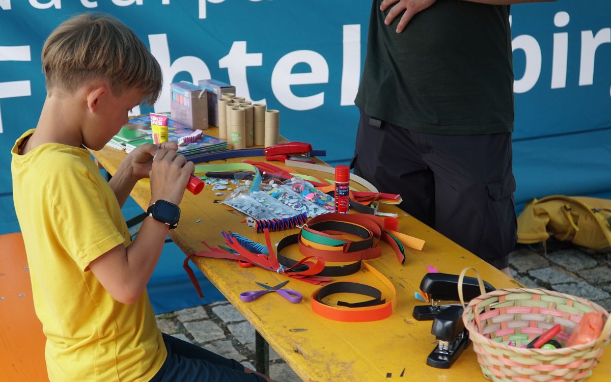 Spielstationen für die Kinder ©Katharina Müller-Sanke