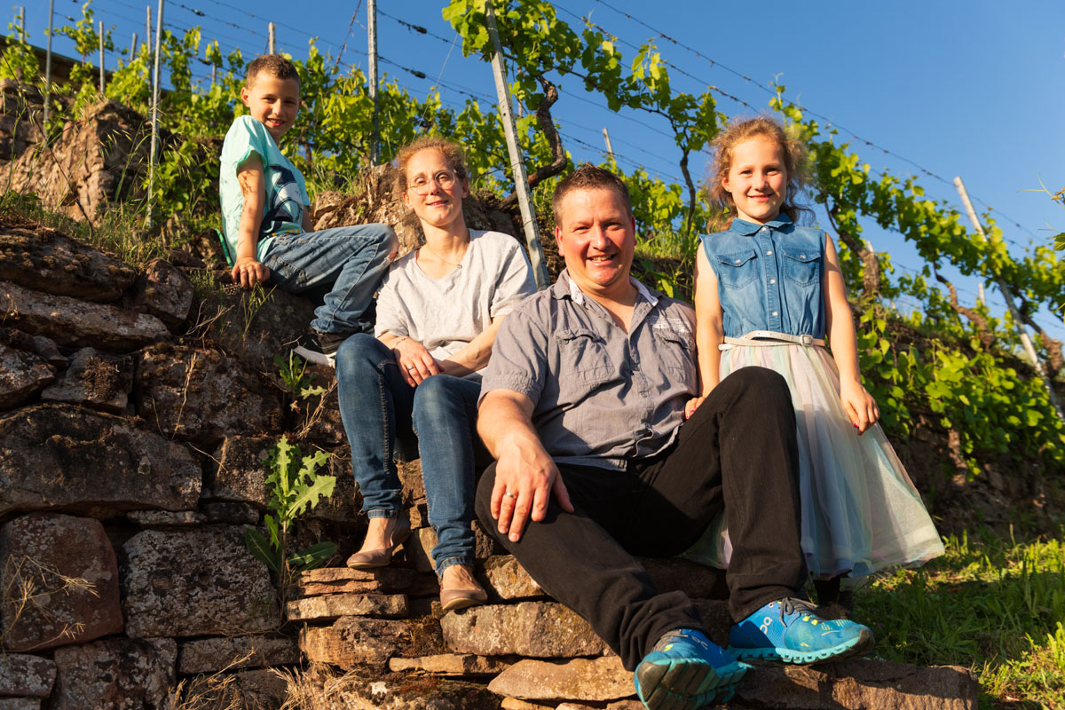 Die Familie Höfling lebt und liebt das Zusammensein im Weingut. ©Weingut Höfling